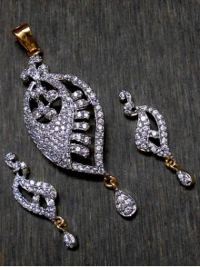 CZ Pendant With Earrings